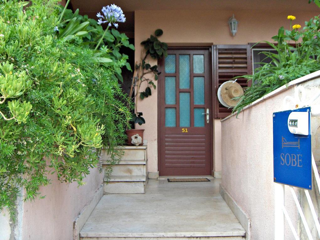Guest House Roza Vrboska Δωμάτιο φωτογραφία