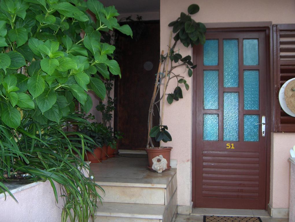 Guest House Roza Vrboska Δωμάτιο φωτογραφία