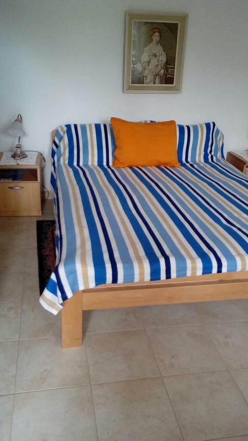 Guest House Roza Vrboska Εξωτερικό φωτογραφία