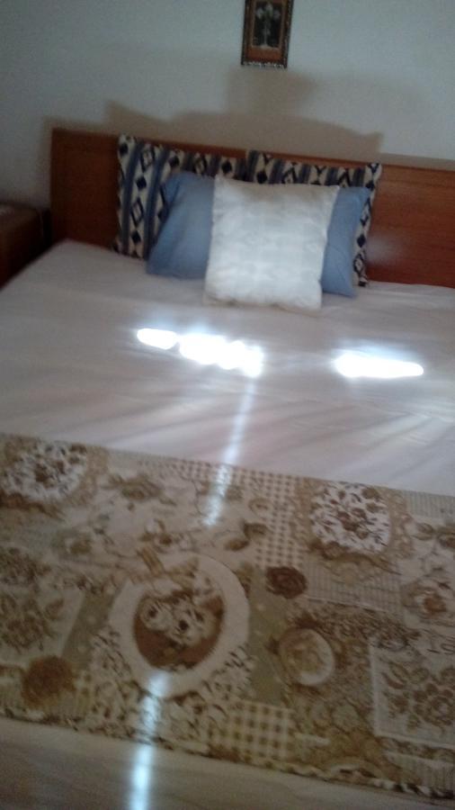 Guest House Roza Vrboska Εξωτερικό φωτογραφία