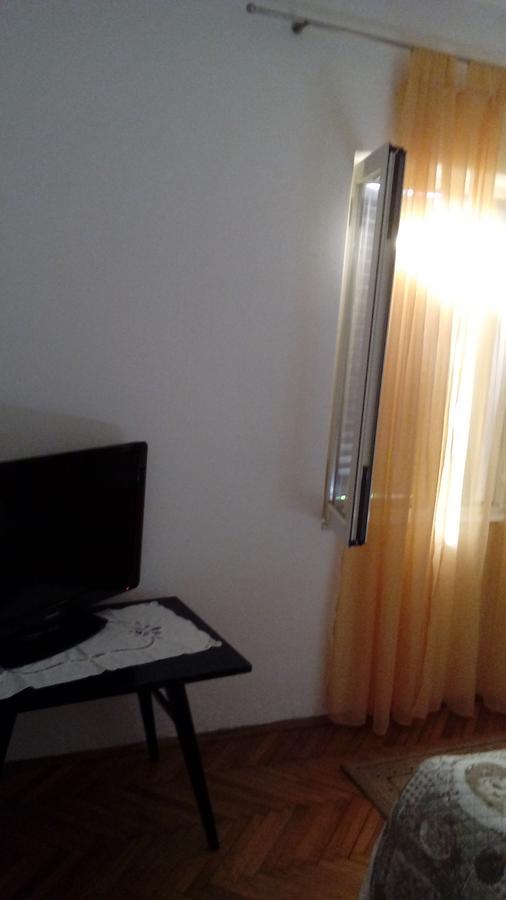 Guest House Roza Vrboska Εξωτερικό φωτογραφία